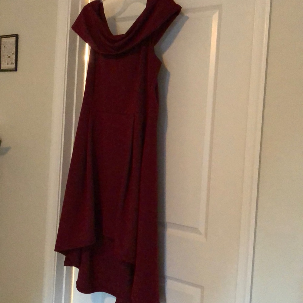 Wine red cocktail formal dress (off the shoulder)